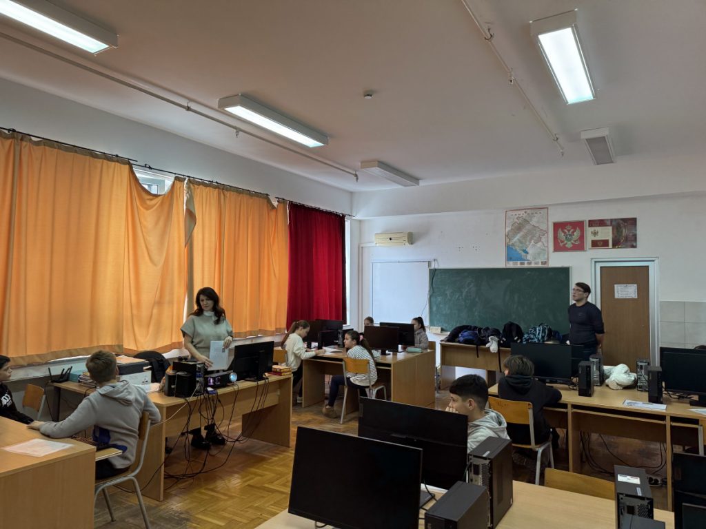 “Budi Internet Genijalac” realizovan u budvanskoj osnvnoj školi