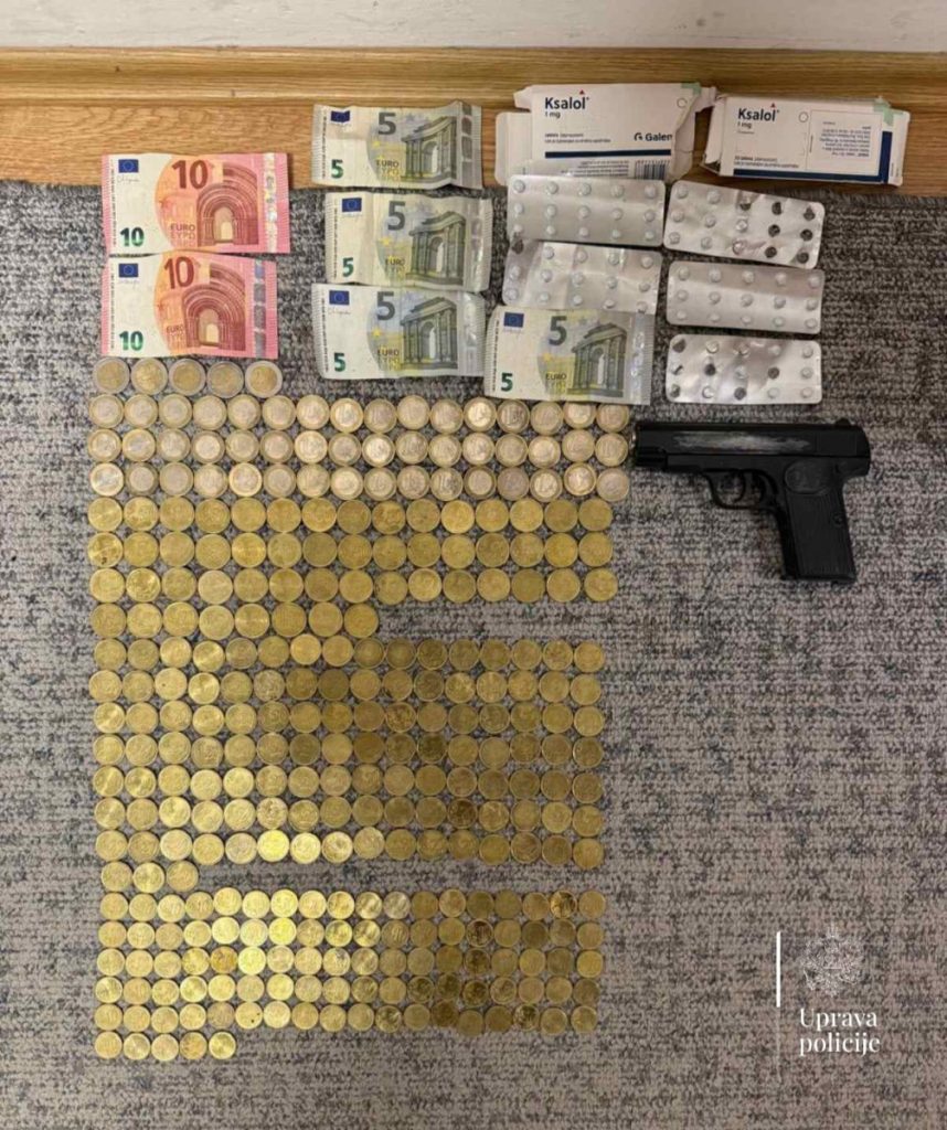Uhapšen Baranin zbog krađe novca iz vjerskog objekta u Risnu