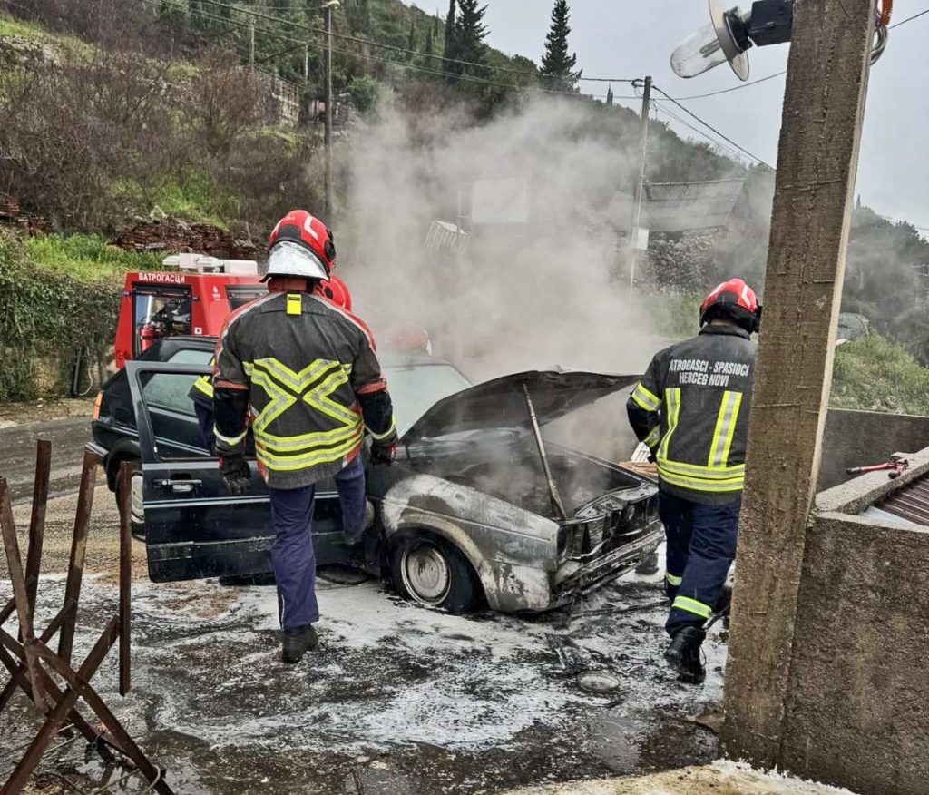 Izgorio automobil u Herceg Novom
