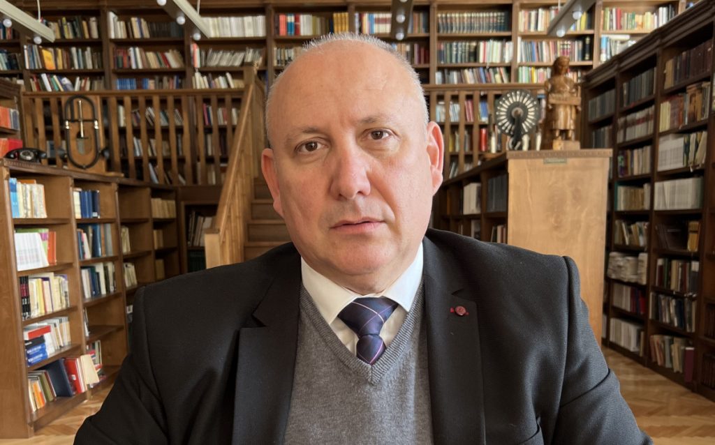 (INTERVJU) Predrag Ražnatović za Borbu: Srpski jezik prema svim zakonima svijeta mora biti službeni