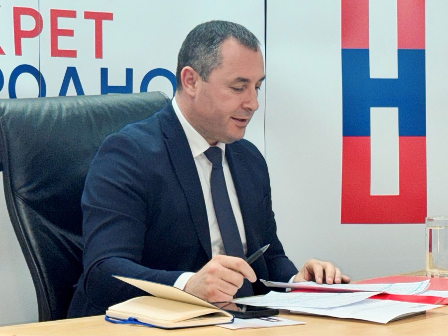 Šćekić: RTCG da uvede ćirilicu kao ravnopravno pismo u svim programima