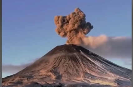 Vulkan Šiveluč u Rusiji ponovo eruptirao: Kamčatka pod pepelom