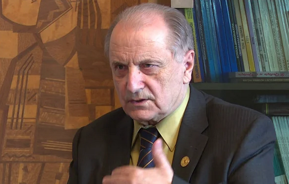 Preminuo akademik Miro Vuksanović