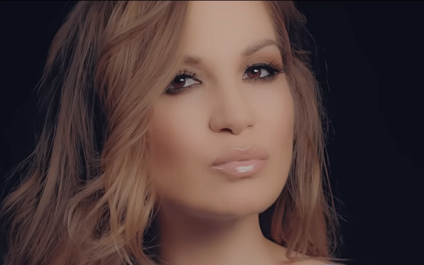 Screenshot 2026-02-16 at 13-51-30 (391) JELENA TOMAŠEVIĆ – DIRAJ MI USNE (OFFICIAL VIDEO 2020) – YouTube