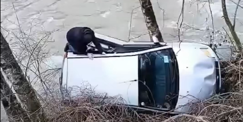 Bjelopoljac spasio Pljevljaka iz ledene rijeke (VIDEO)