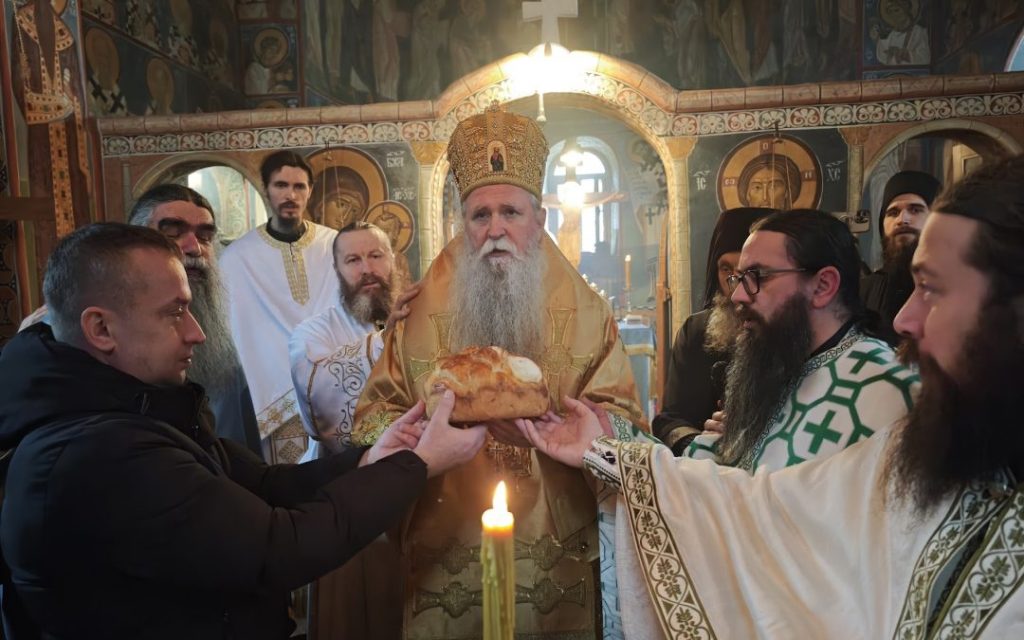 Mitropolit Joanikije: Oni koji Bogu ugađaju nikada ne gube vrijeme, već ga zadobijaju
