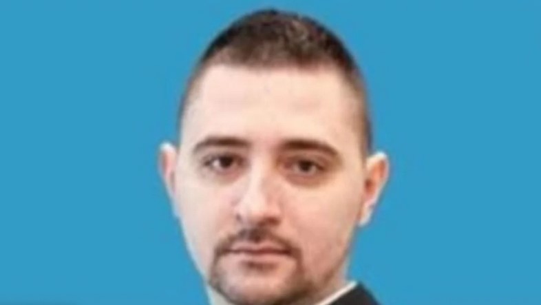 PES-ov kadar podnio ostavku da bi omogućio razrješenje koleginice sa liste DNP-a, pa ga Vlada vratila na funkciju: Madžgalj neće da priča