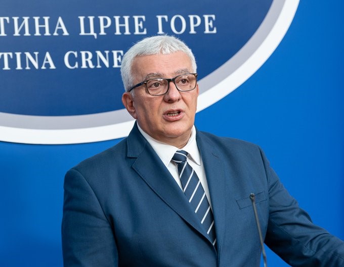 Mandić čestitao Karanu: U vremenu pred nama da dodatno osnažimo veze Crne Gore i Republike Srpske