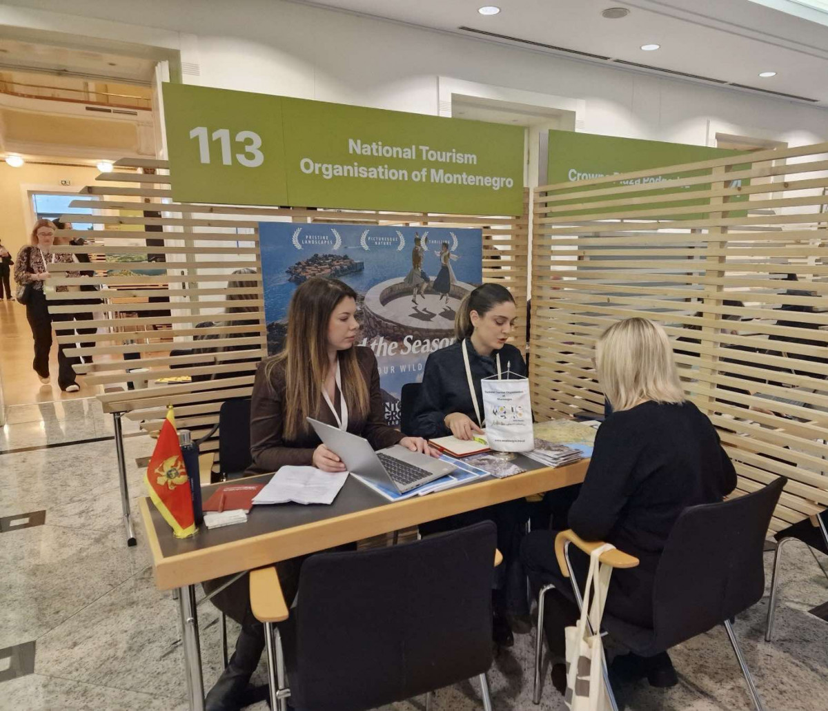 nacionalna turisticka organizacija stand