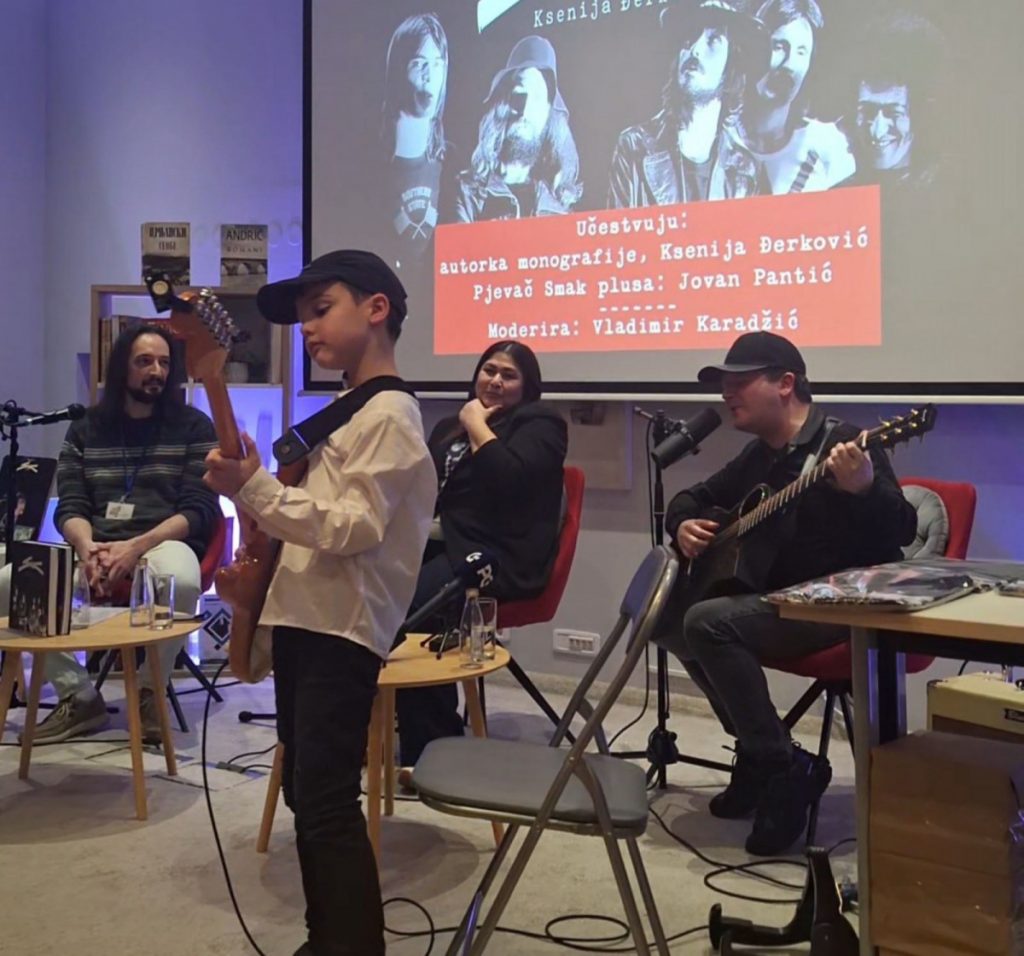 U podgoričkoj Biblioteci održana promocija monografije o legendarnoj grupi SMAK (FOTO)