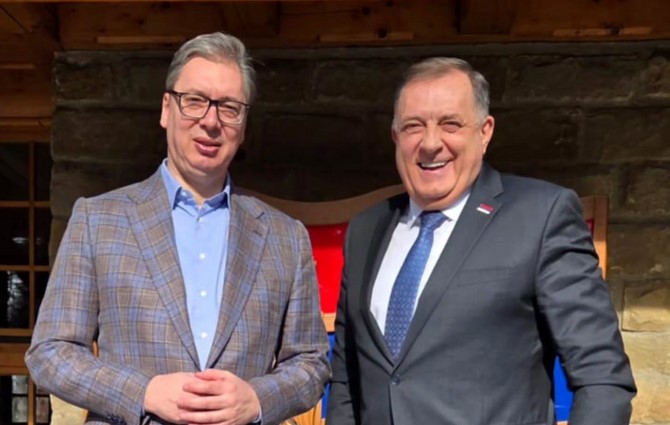 Vučić ugostio Dodika: Saslušao sam impresije o posjeti SAD, razgovarali smo i o pitanjima od značaja za Srbiju i Srpsku