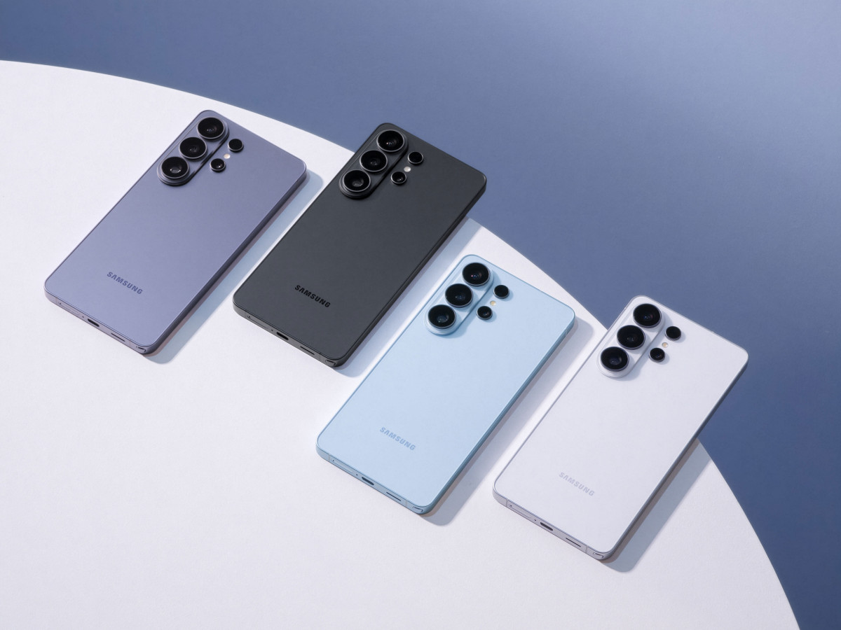 06-product-galaxy-s26ultra-cobaltviolet-black-skyblue-white