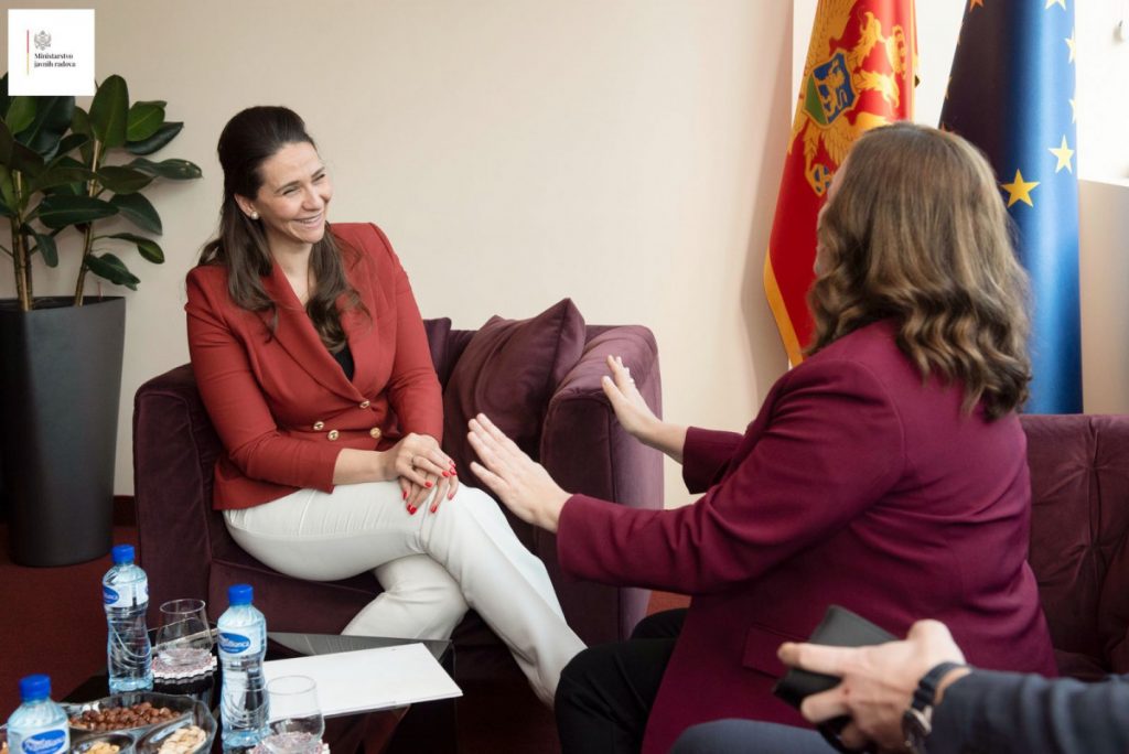 Adžović sa kanadskom ambasadorkom: Jačati saradnju u oblasti infrastrukture