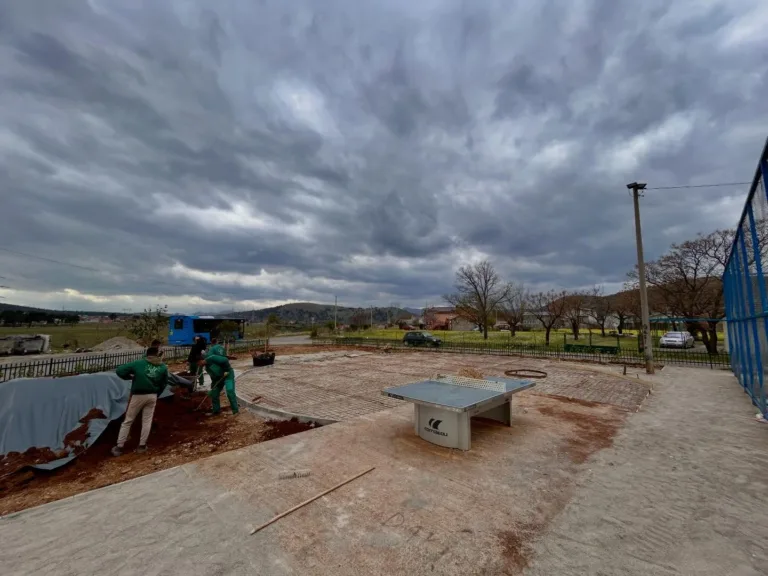 Gradi se dječje igralište u Rogamima