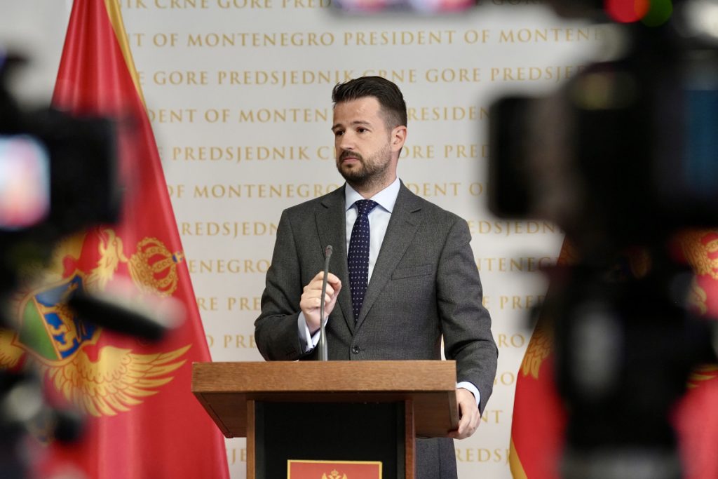 Jakov tužni, bez iđe ikoga: Malo rukah, malena i snaga