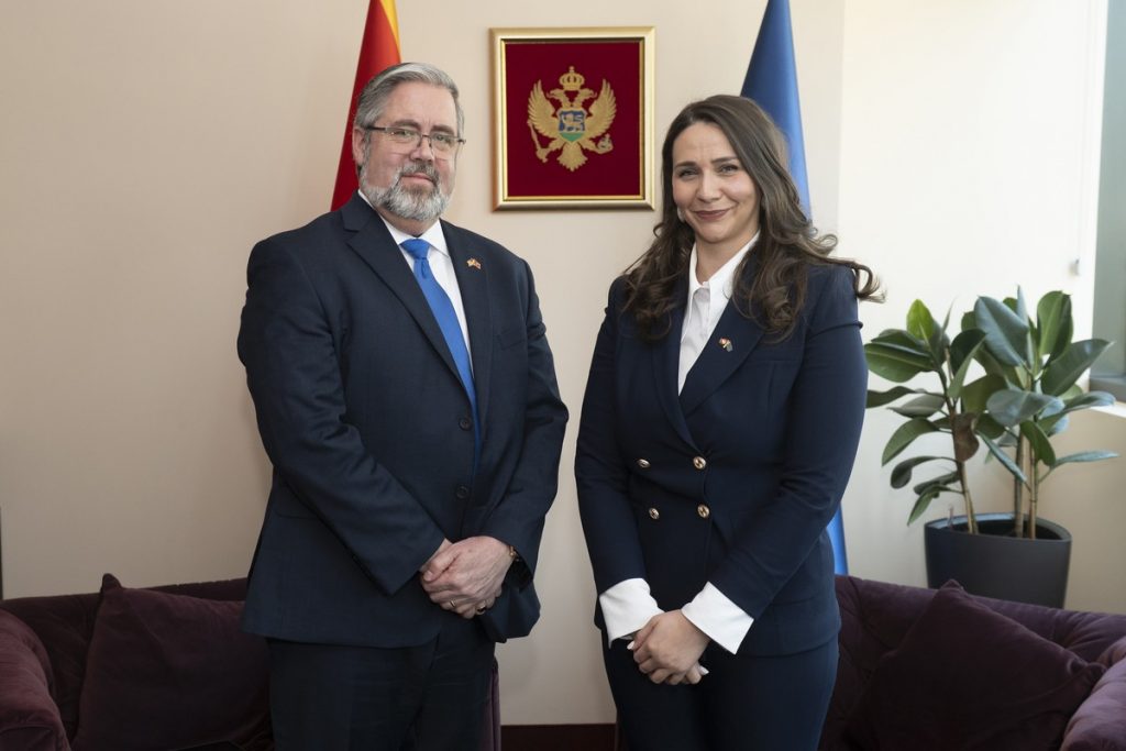 Adžović sa otpravnikom poslova u Ambasadi SAD: Prioritet modernizacije putne infrastrukture