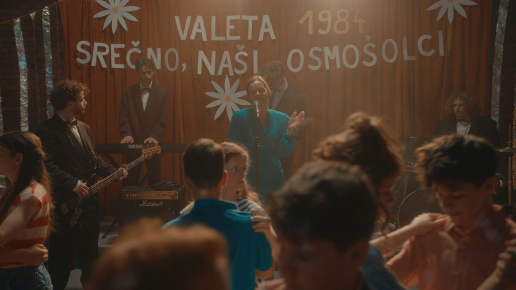 „Belo se pere na devedeset“ u bioskopima
