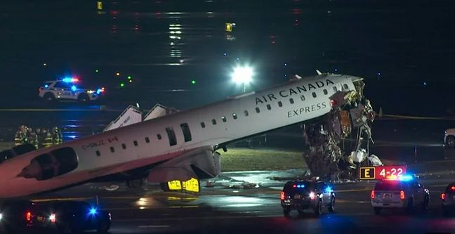 Screenshot 2026-03-23 at 10-27-02 Plane crash at New York airport – YouTube
