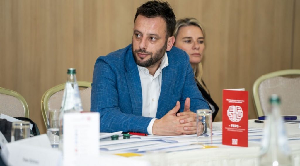 Lisičić: Maltretiranje i progon zaposlenih u JU Muzej i galerija Tivat, predsjednik i nadležni sekretarijat hitno da reaguju