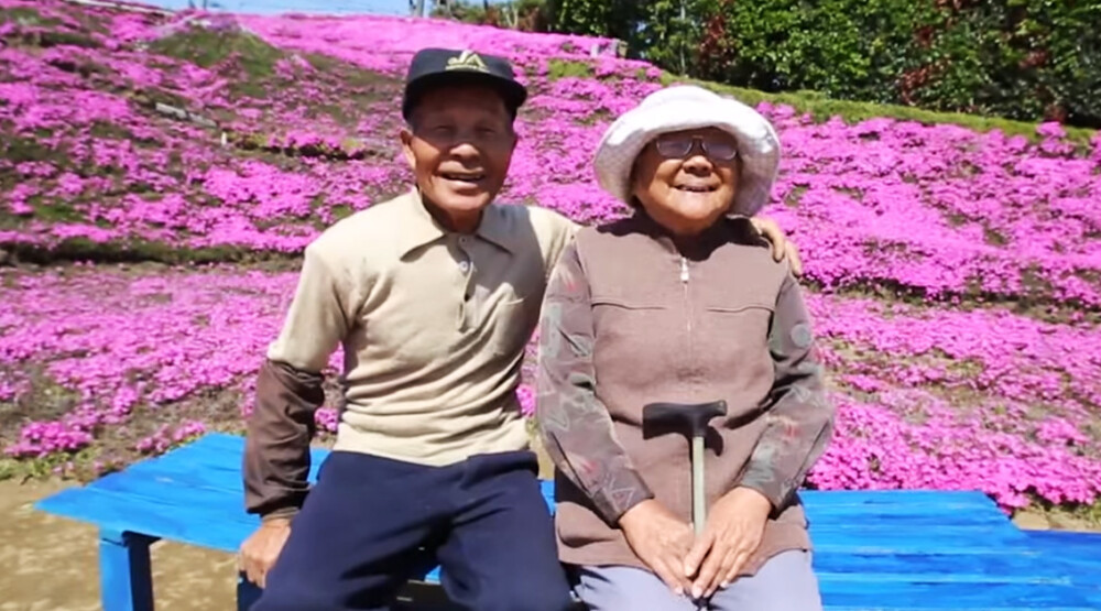 husband-plants-flowers-blind-wife-kuroki-shintomi-fb-1000×555