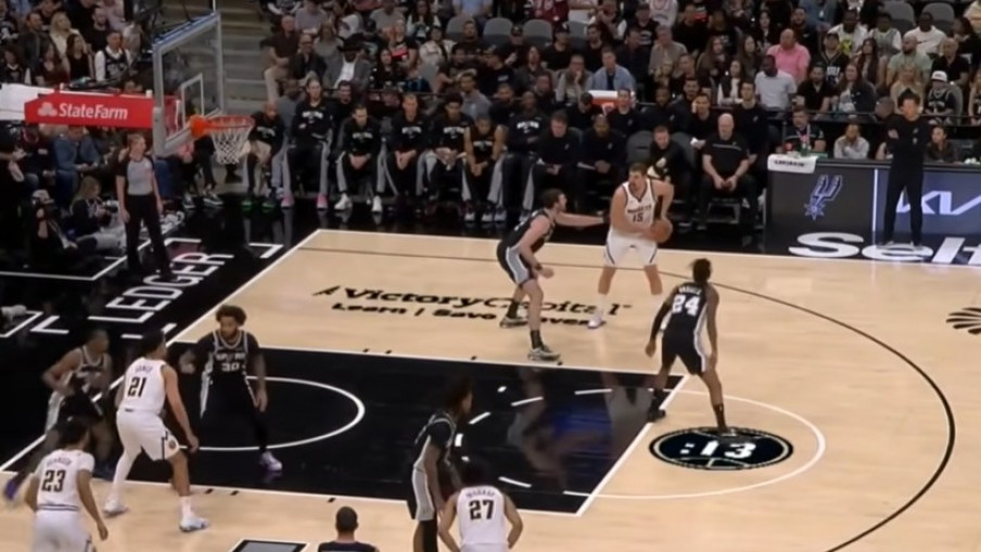 Jokić nastavlja da piše istoriju, novi tripl-dabl za pobjedu protiv San Antonija (VIDEO)