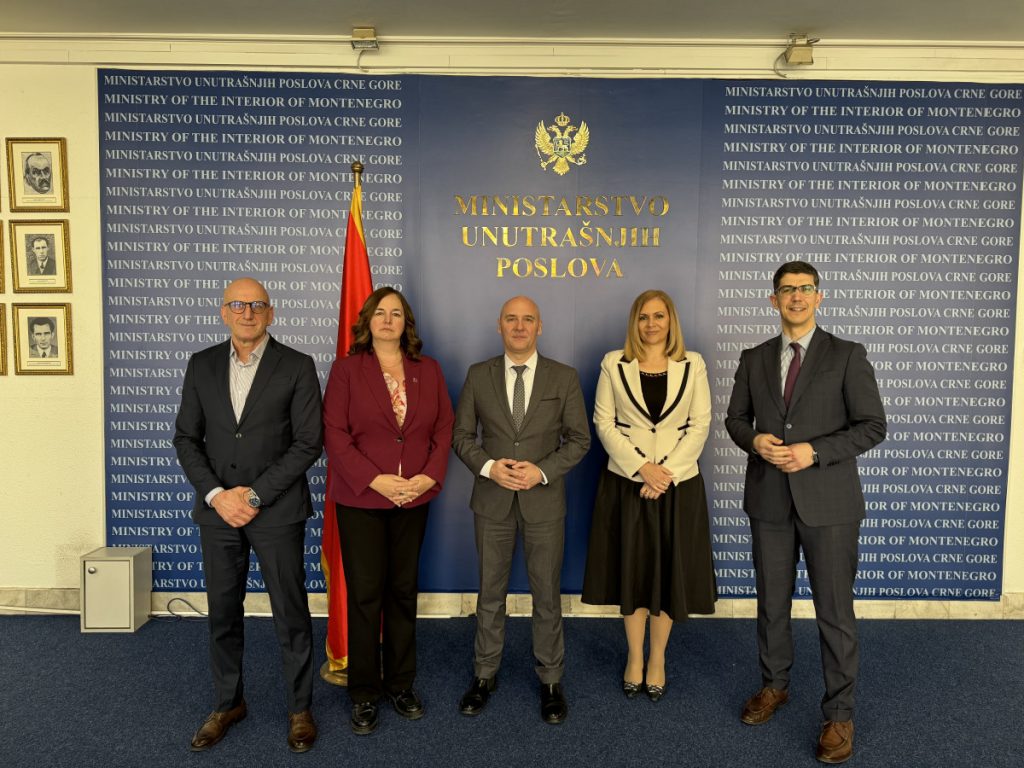 Obradović i ambasadorka Kanade razgovarali o unapređenju saradnje u unutrašnjim poslovima