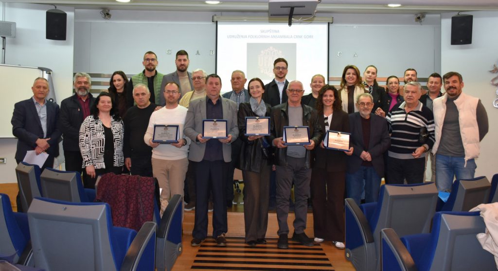 Vasilije Bato Rogošić novi predsjednik Udruženja folklornih ansambala Crne Gore