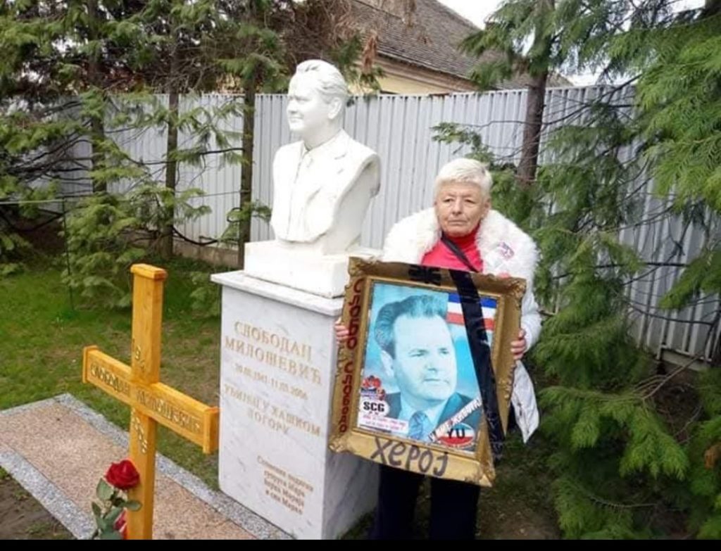 „Svaki Vidovdan će tvoj narod podsjetiti na tvoje herojsko držanje“: Dara sa Smokovca objavila čitulju Slobodanu Miloševiću