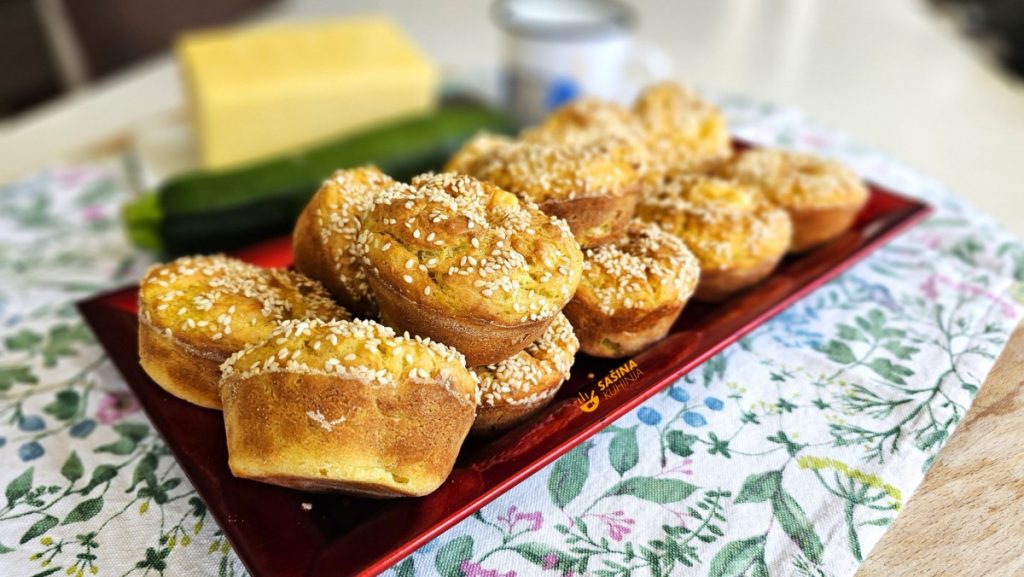 Brzi mafini s tikvicama i sirom – idealan ljetni recept