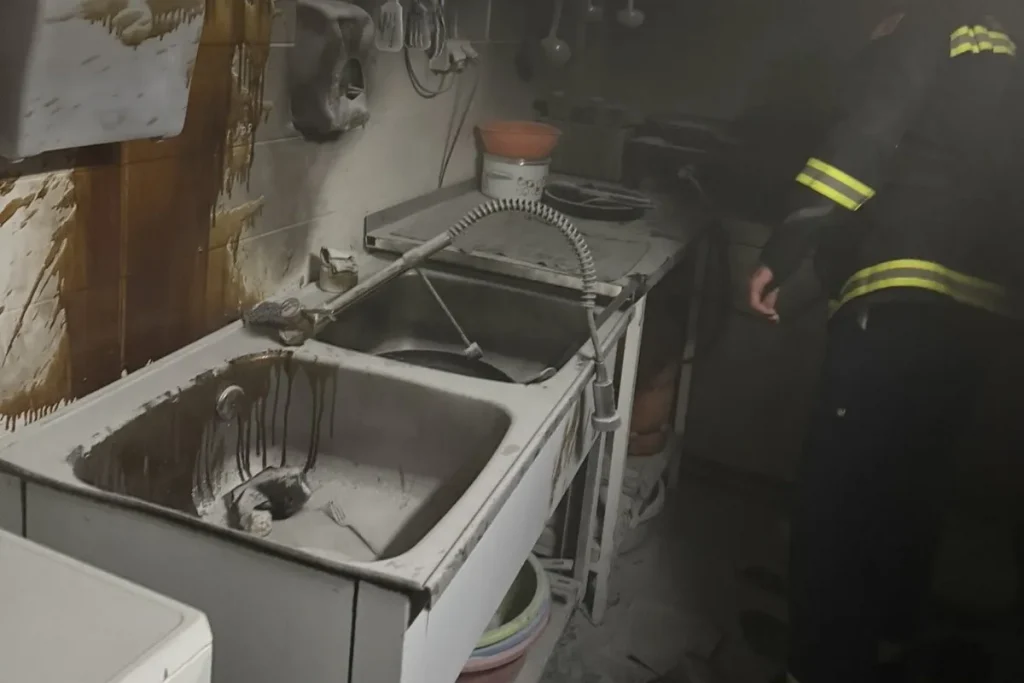 Požar izbio u kuhinji restorana na Rijeci Crnojevića