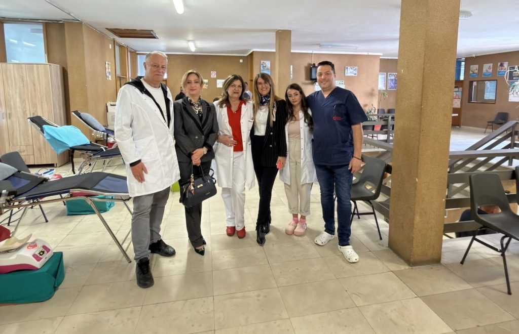 U Domu zdravlja Andrijevica održana akcija dobrovoljnog davanja krvi – učestvovali građani, poslanica i zdravstveni radnici