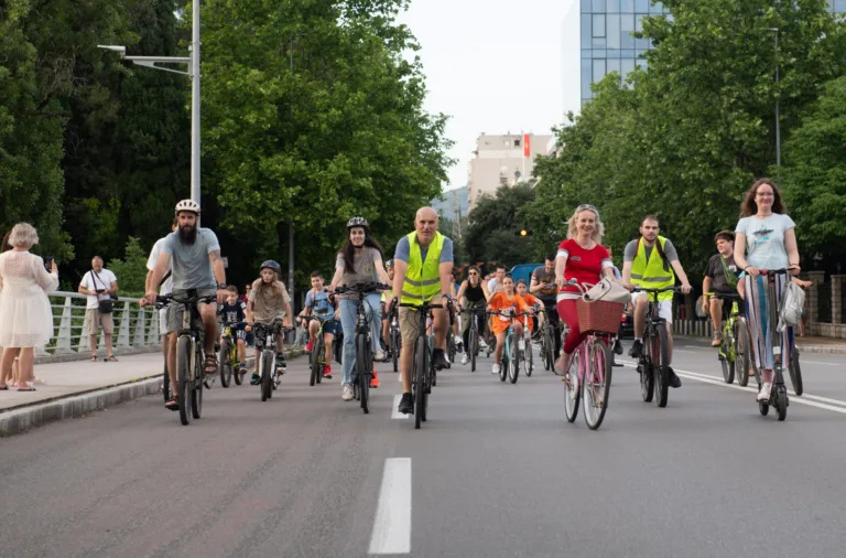 Critical-Mass-Foto-Biciklo.me_-scaled-1-768×506