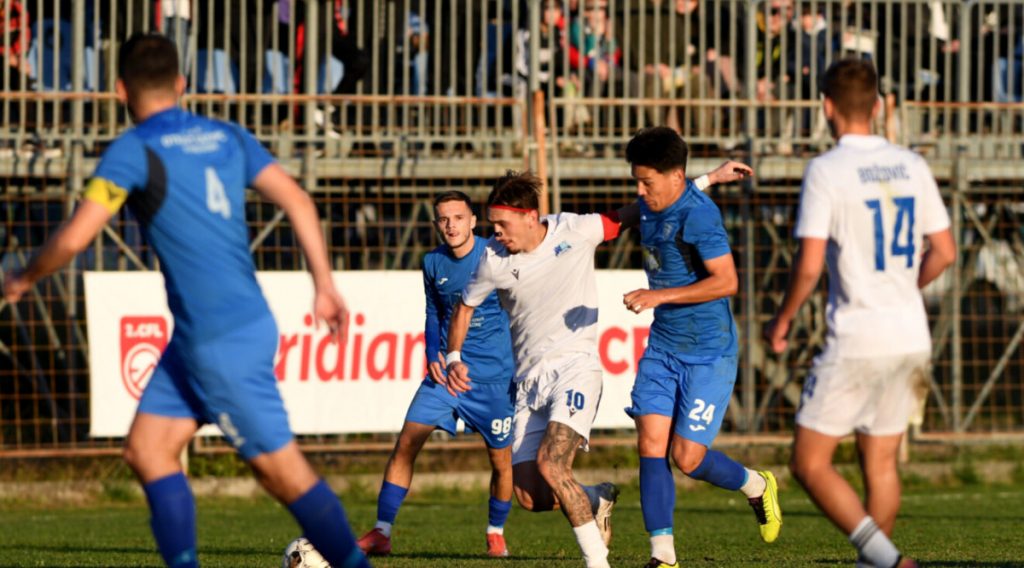 Šokantan poraz Grblja, Kom srušio Otrant