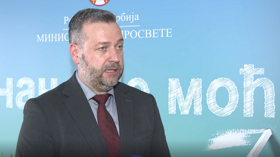 Ivan Iledžić ministarstvo prosvete