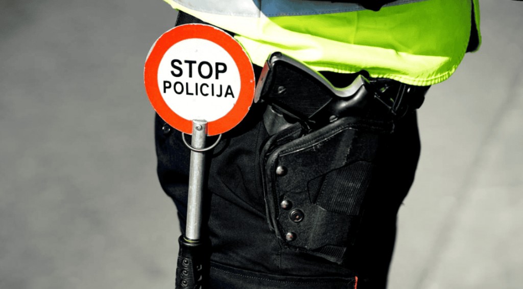 Rožajac prijetio policajcu da će ga zaklati: “Zapamtićeš me kad skineš uniformu”