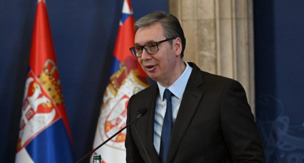 Vučić se danas sastaje sa evropskim komesarom za unutrašnje poslove i migracije