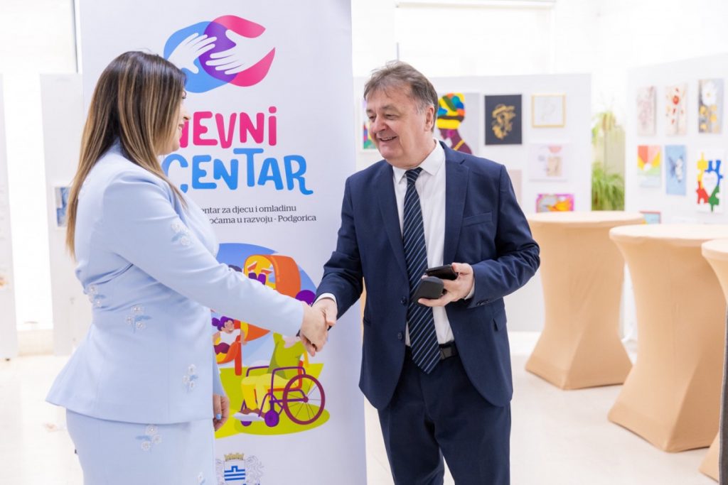 Aleksić prisustvovao obilježavanju decenije postojanja Dnevnog centra za djecu i omladinu sa smetnjama u razvoju