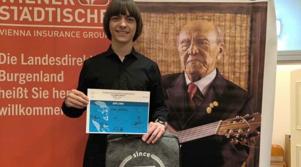 Velika pobjeda Petra Nikolića na International Guitar Festivalu “Alirio Diaz”