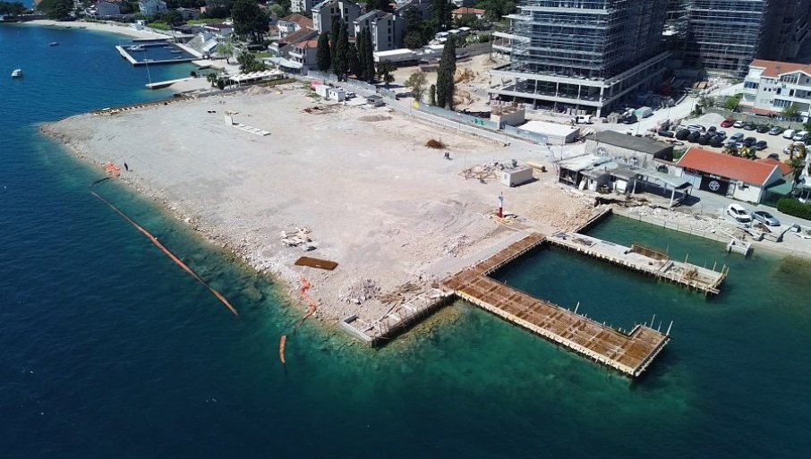 Sud odbio “Carine”: Čedo Popović mora da sruši kupalište u Baošićima