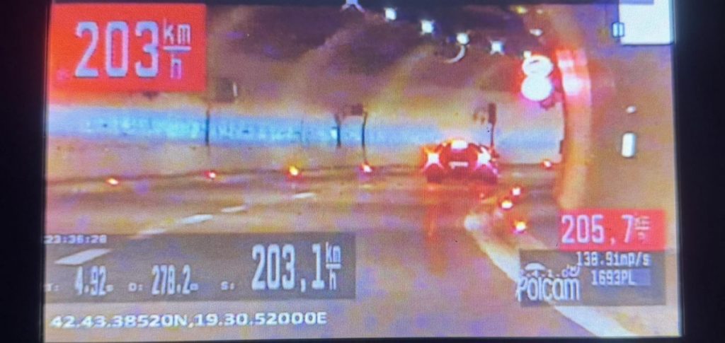 Vozio 203 km/h gdje je ograničenje 70 pa uhapšen!