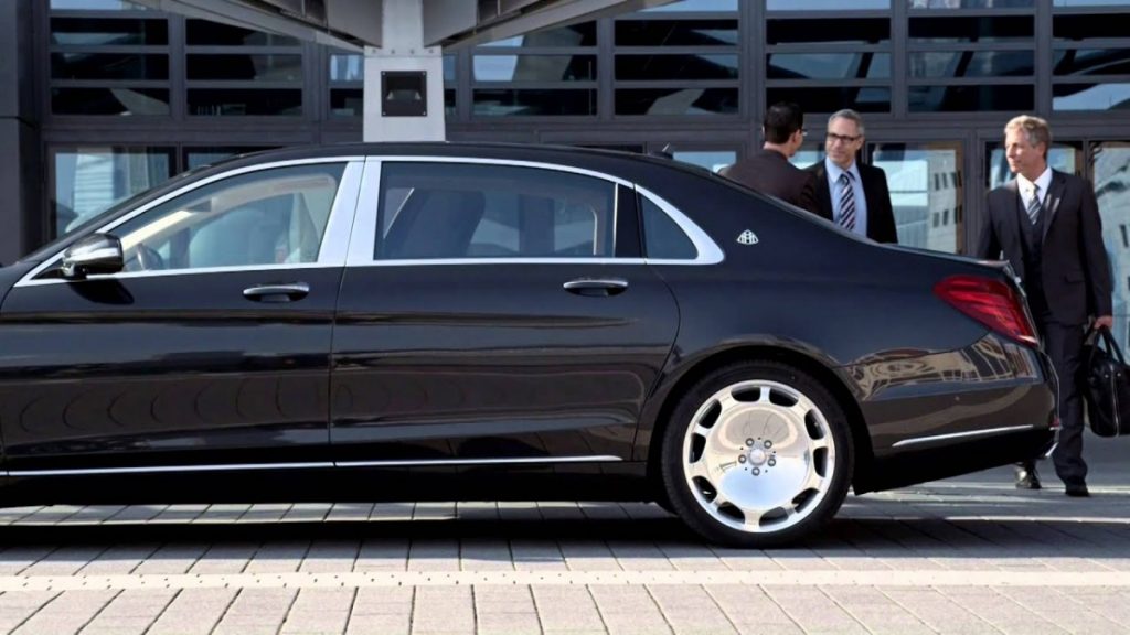 Vlada odobrila operativni lizing za 22 vozila: Prioritet VIP i S klase