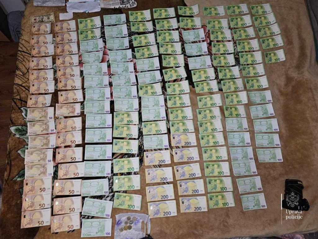 U „Jaguaru“ dva Zećanina – kod jednog marihuana, kod drugog 13 hiljada evra (VIDEO)