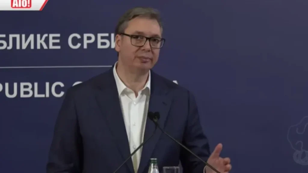 Vučić o rektoru Đokiću: Kako sam razumio, papa se kandiduje za predsjednika Srbije