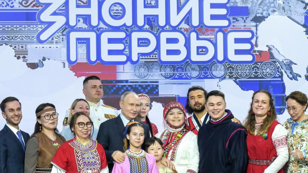 Putin: Snaga Rusije je u njenoj raznolikosti