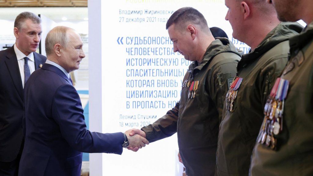 Putin razgovarao sa učesnicima SVO i pripadnicima dobrovoljačke brigade LDPR „Nevski“