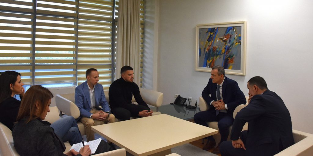 „Univerzitet treba da bude tvrđava odbrane humane inteligencije „