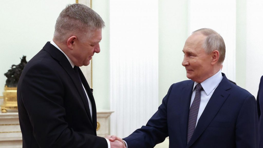 Fico odbacuje kritike: Ne vidim razlog da ne razgovaram s Putinom