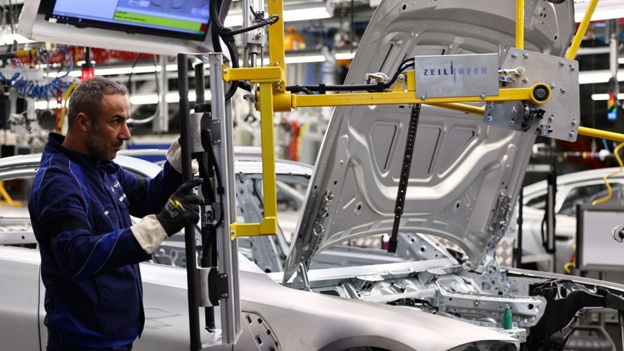 Njemačkoj auto-industriji prijeti gubitak 225.000 radnih mjesta