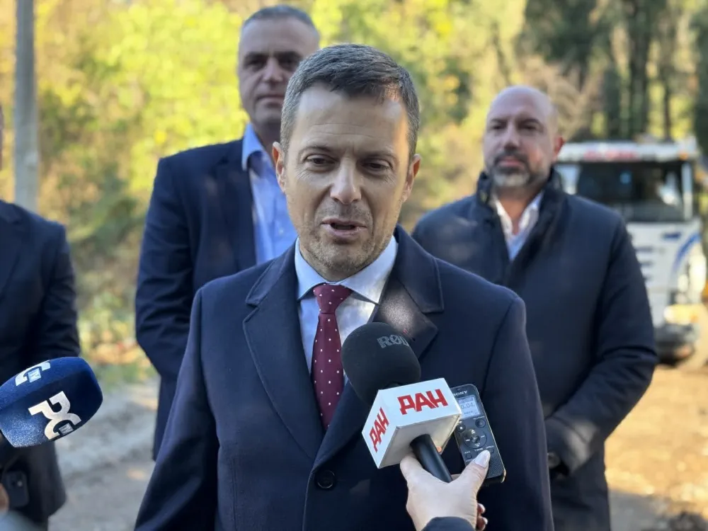 Mujović: Bezidejne opozicione inicijative o smjenama