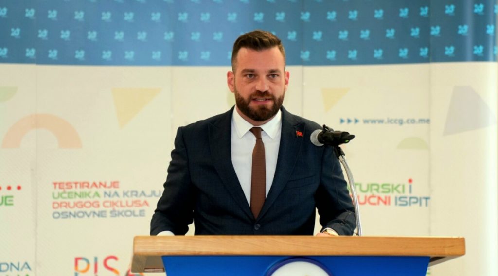 Testovi polumaturanata se sada pregledaju u Ispitnom centru; Trivić: Nijesu svi nastavnici kvalitetno radili